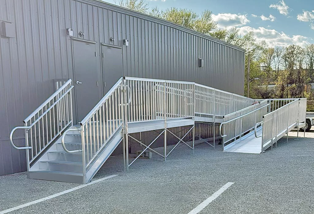 Aluminum commercial wheelchair ramp